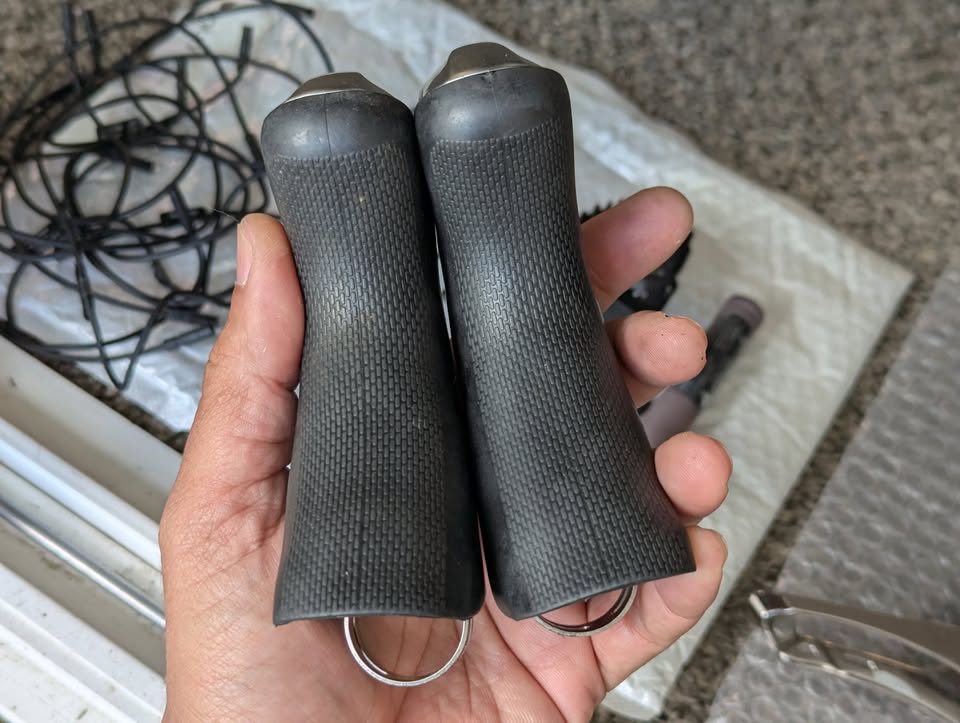 Shimano 2x11 Di2 Ultegra, DA, RS785 mix but full