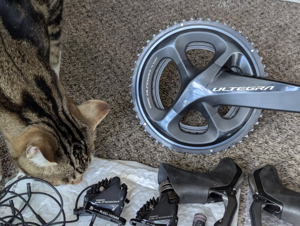 Shimano 2x11 Di2 Ultegra, DA, RS785 mix but full